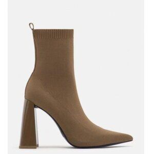 NWOT Zara Fabric Ankle Boot